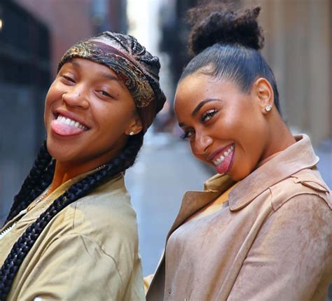 teen ebony lesbians|These Black & Puerto Rican Lesbian YouTubers Are Showing。